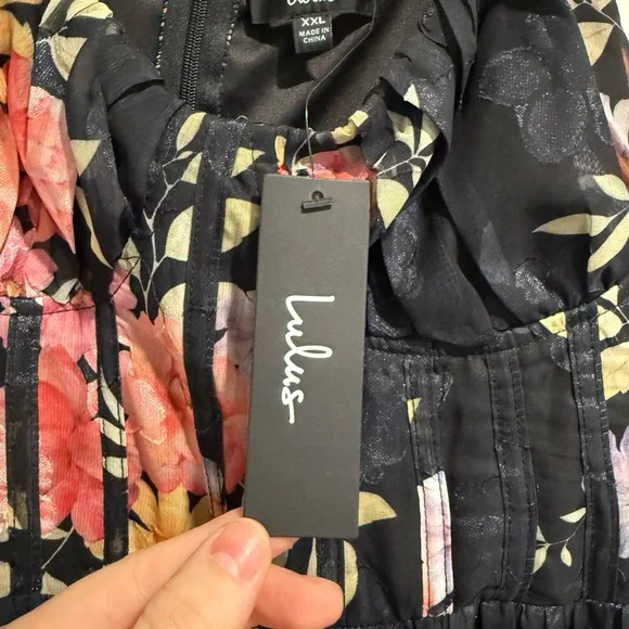 New w/ Tags - Black Floral Midi Dress - Picture 6 of 7